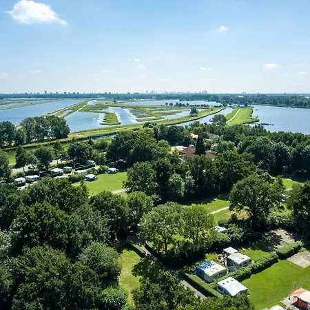 Дом отдыха Zevenhuizen With Bubble Bath Zevenhuizen (Zuidplas)
